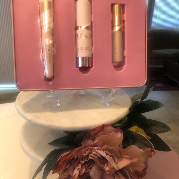 New Doll 10, Smooth Skin Solution, 3 Piece Collection - Picture 3 of 5